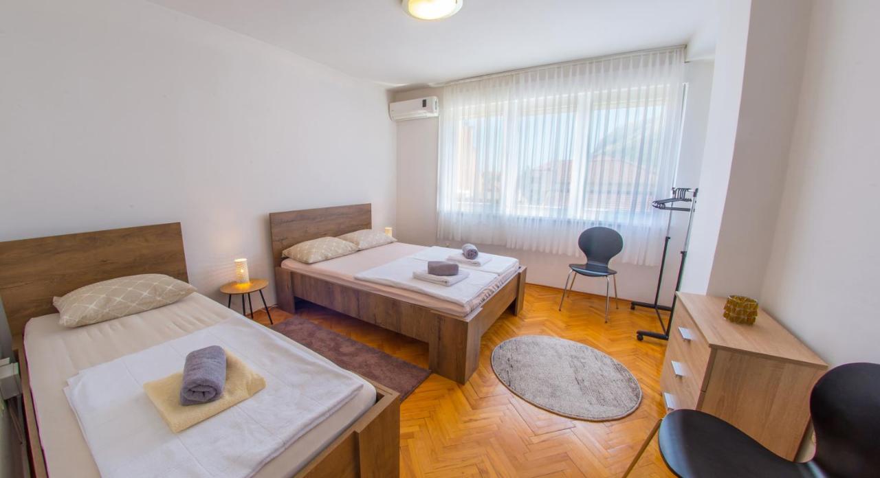 Apartment Revia Mostar Extérieur photo